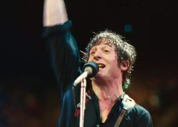 Jeremy Allen White fala sobre sua escalação em O Mandaloriano e Grogu