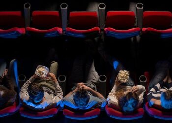 Entenda Quem Paga Meia No Cinema