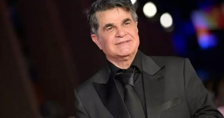 Jafar Panahi retorna ao Irã para cumprir pena após vitória em Cannes 1 Jafar Panahi retorna ao Irã para cumprir pena após vitória em Cannes