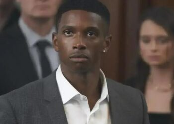 Série live-action de Tomb Raider com Sophie Turner ganha novo elenco